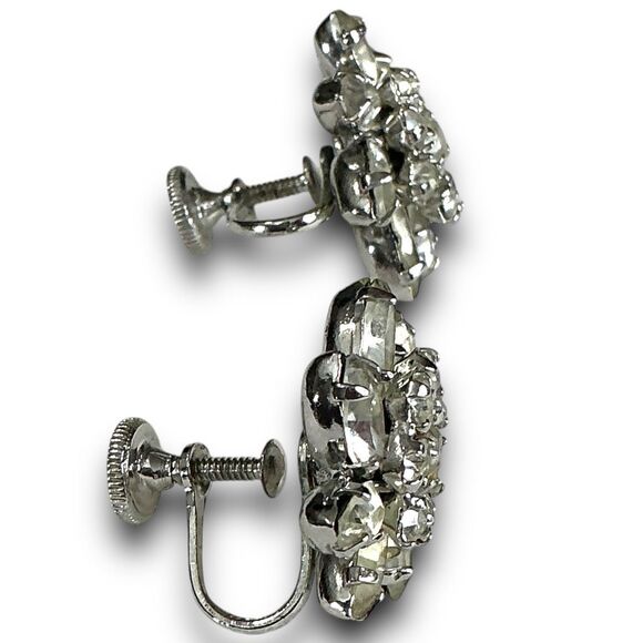 Vintage Silver Toned Clear Rhinestone Flower Cluster Screw Back Earrings - Picture 3 of 7